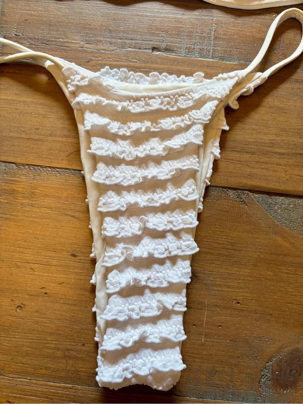 Rare!  Frankie’s bikinis x Sydney Sweeney white ruffle bikini set